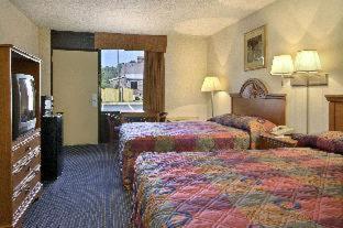 Williamsburg Suites Стая снимка